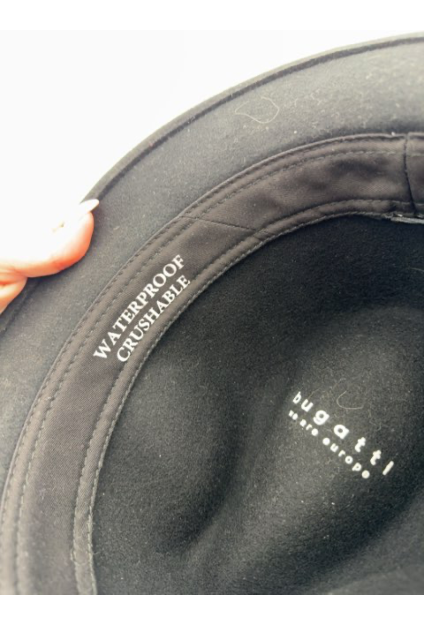 Uld hat, crushable, bugatti